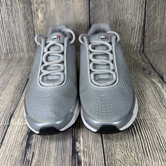 Nike Air Max Dn PRM Metallic Silver/Black/White Womens size 7 HJ9638-001 - Picture 4 of 9